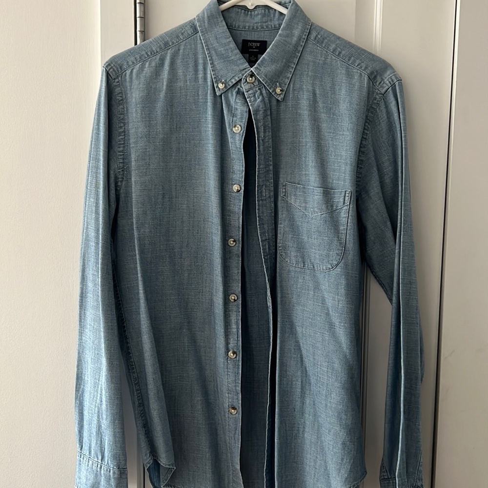 Men’s J Crew Chambray Shirt
